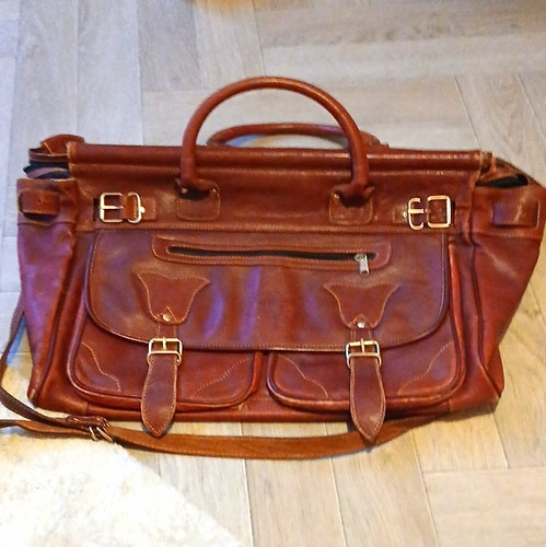 Central leather true - true, vintage