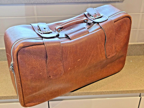 Vintage brown leather suitcase - brown,